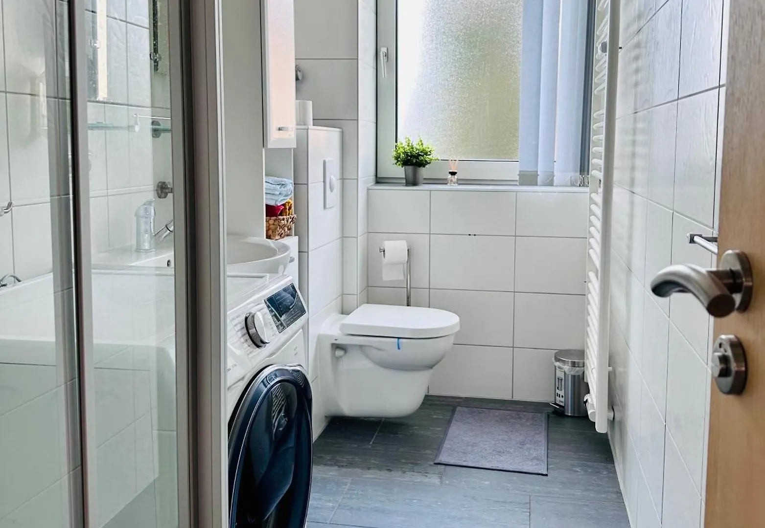 Nobel Die Gemuetliche Fewo Mit Besten Lage Nuremberg Apartment